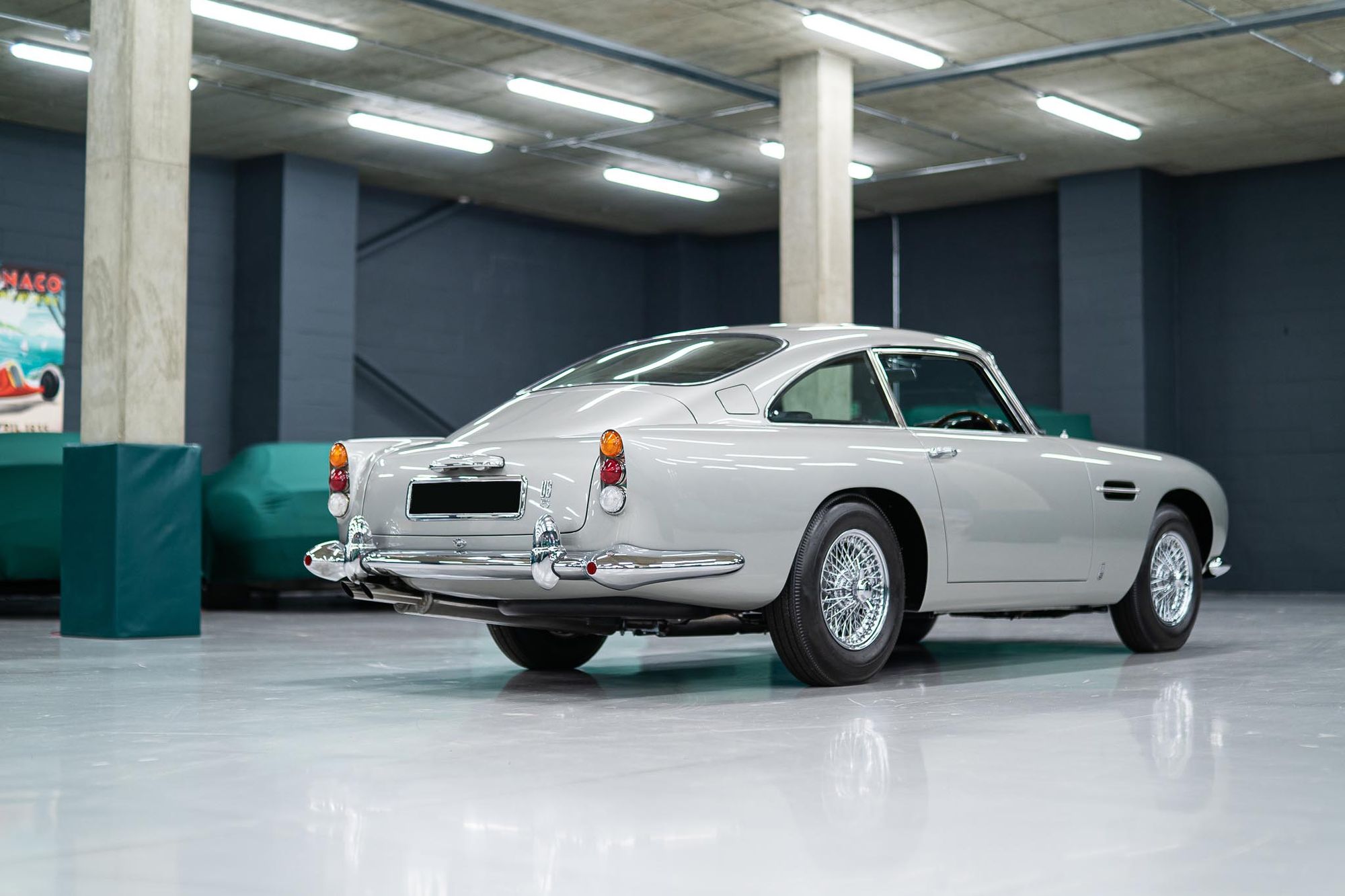 Aston martin db5 1964