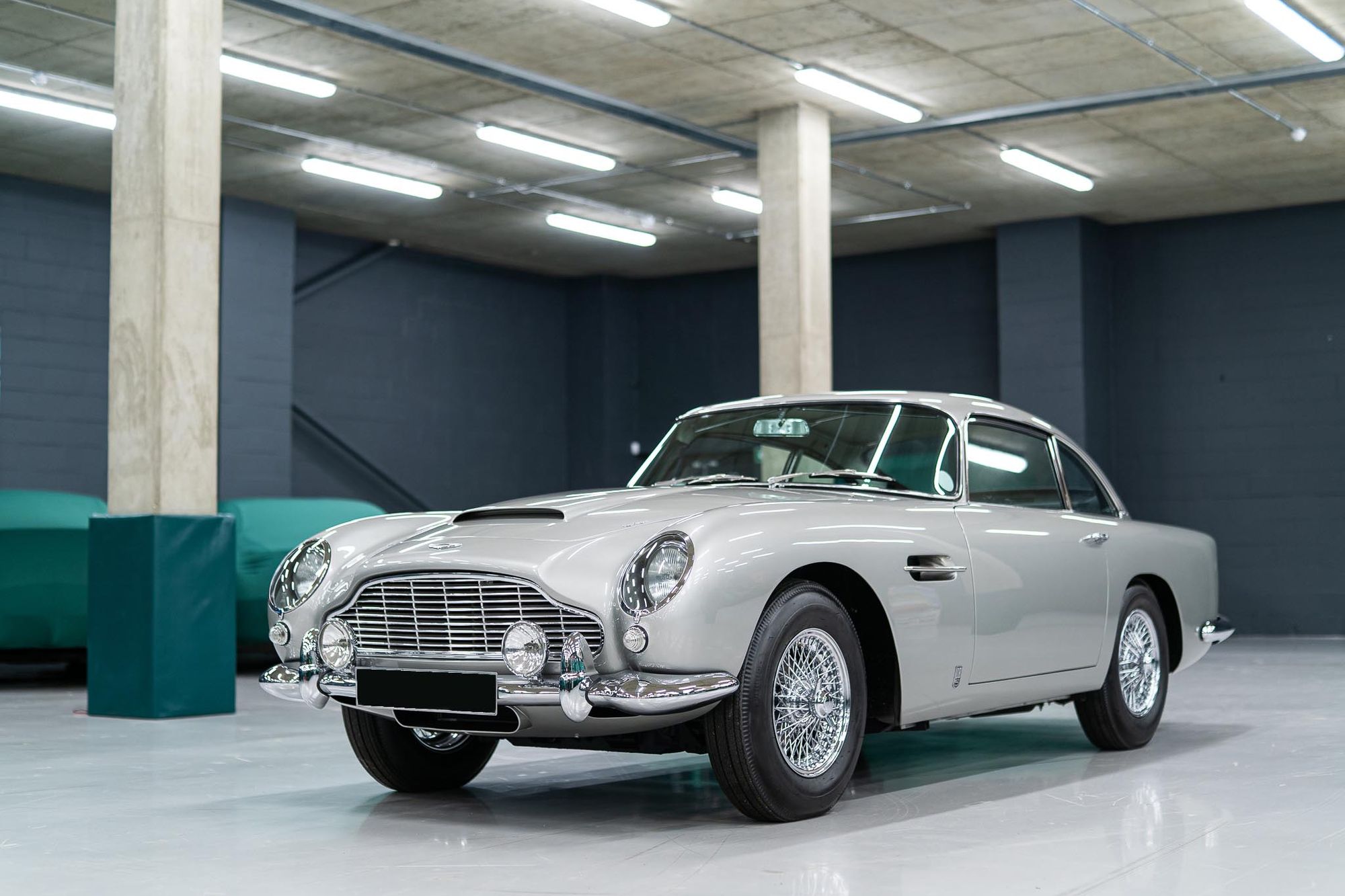 Aston martin db5 1964