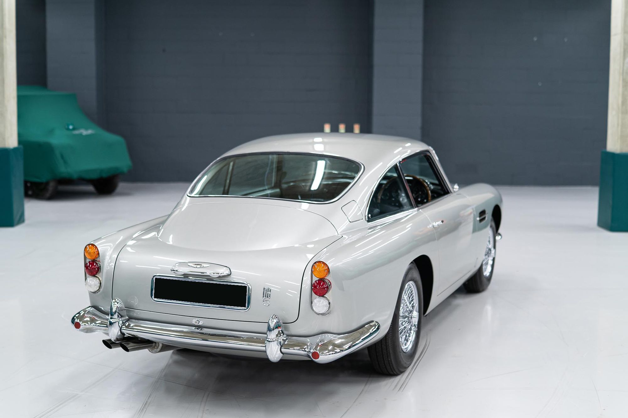 Aston martin db5 64