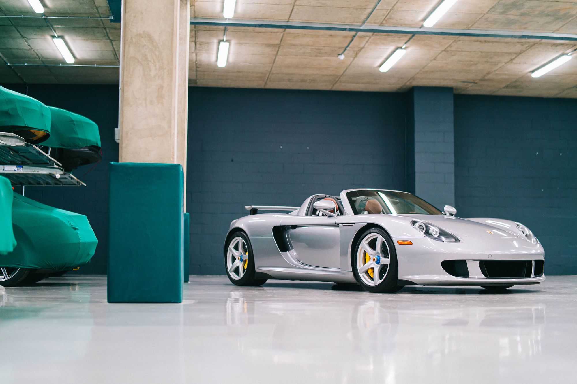 Porsche carrera gt 2003